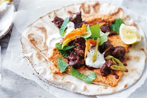 Spiced lamb wraps with roast capsicum hummus