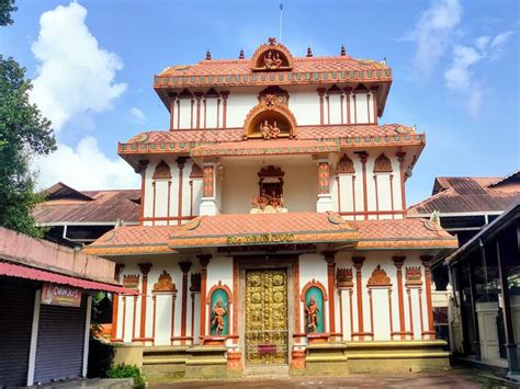 Thiruvairanikulam Mahadeva Temple - Famous Temples Of India