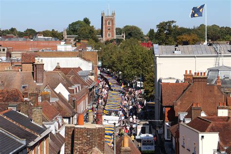 market-day-stalls-st-albans-aerial - The Family Holiday Guide