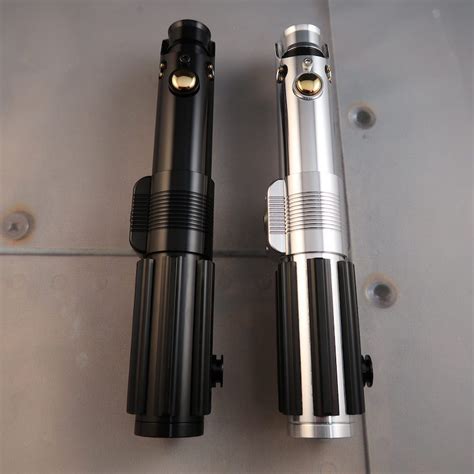 The Dark Graflex Custom Lightsaber | Build a Customized Dark Graflex ...