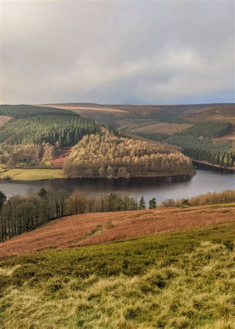 Derwent Dam walk up to Pike Low for fantastic views (6.8km)