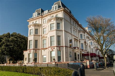 Clifton Hotel - click2cycle