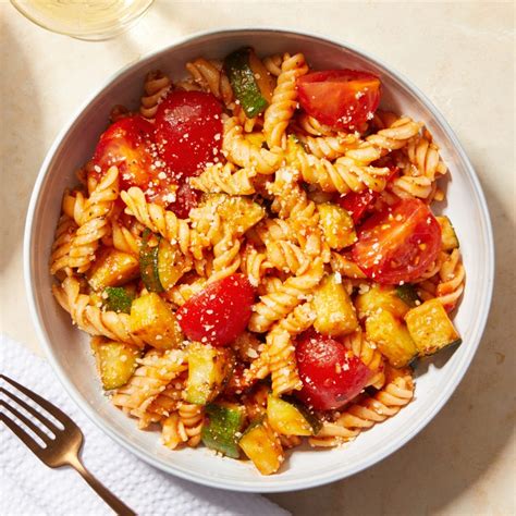 Recipe: Fresh Fusilli Pasta with Summer Vegetables - Blue Apron