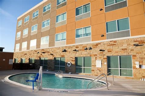 HOLIDAY INN EXPRESS & SUITES WYLIE WEST, AN IHG HOTEL $85 ($̶9̶7̶ ...