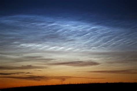 Noctilucent clouds: Climate change at the edge of Space - Strange Sounds