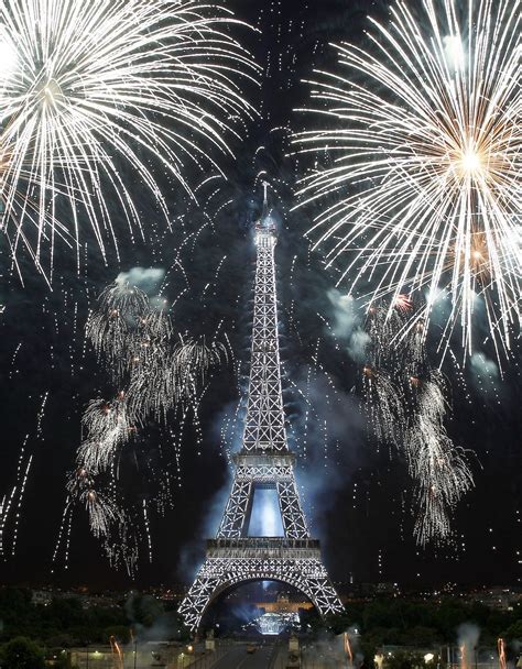 Le feu d’artifice du 14 juillet à Paris sera-t-il maintenu ? - Elle