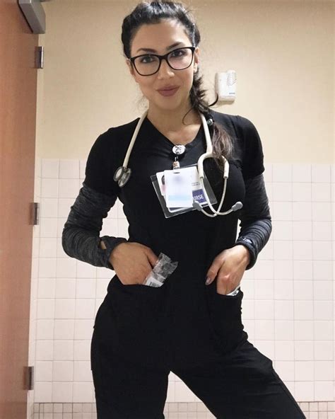 Pin by Alejandro Ramirez on Yayui | Nursing clothes, Nurse outfit ...