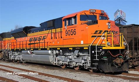 BNSF SD70ACe Locomotive | Railroad photography, Train pictures, Subway ...