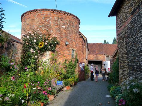 Ed's Beer Site: Heritage open day in Farnham