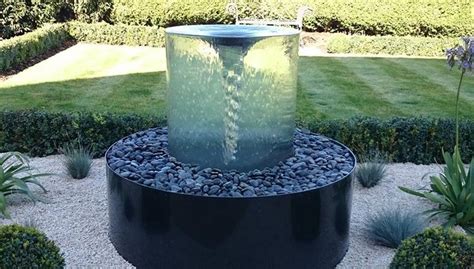 Vortex Fountain - Watch or Download | DownVids.net | Water fountains ...