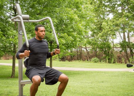 15 Best Exercises You Can Do In The Park | AFA Blog