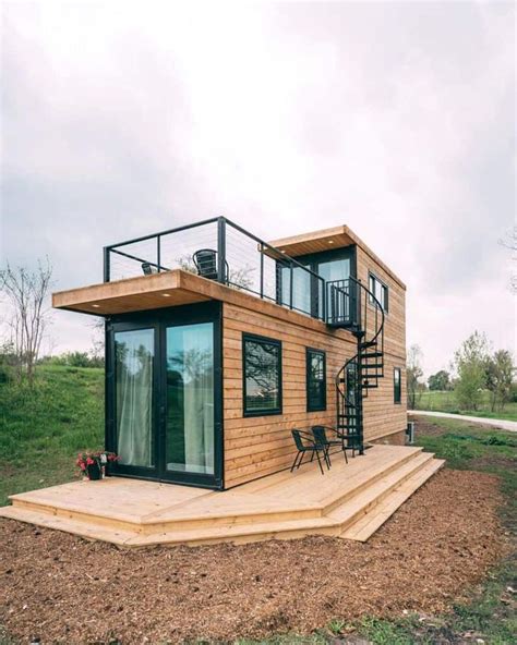 Exploring 15 Stunning Shipping Container Homes in 2024 | Klein huis ...