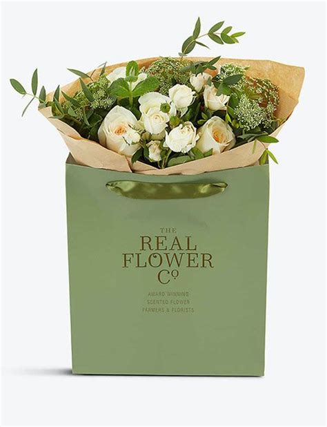 25 best flower delivery services UK 2022 : From cheap flowers in a box ...