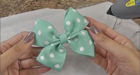 12 Charming DIY Hair Bows You Will Cherish Forever