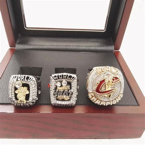 2012-2016 Lebron James Championship Ring Set | Lebron james, Lebron ...