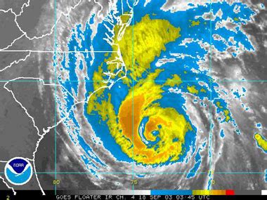 Hurricane Isabel Coverage at HurricaneTrack.com