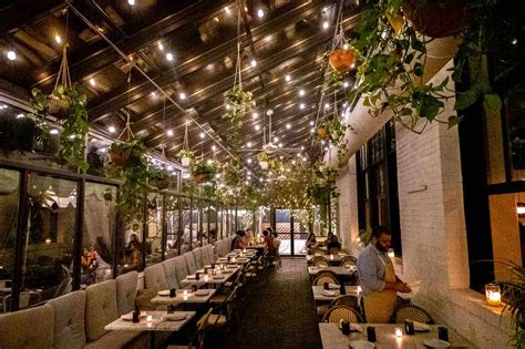 Romantic Restaurants in Philadelphia for a Night Out - Guide to Philly