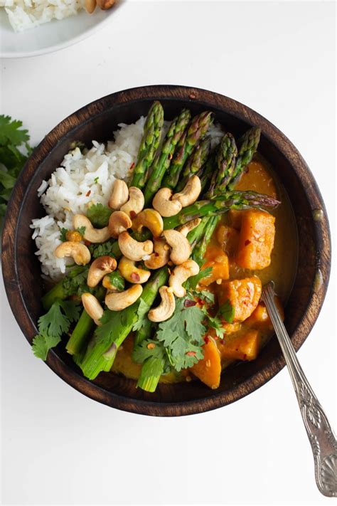 Vegan Thai Green Sweet Potato Curry