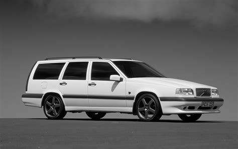 The Ultimate Sleeper: 1997 Volvo 850 Wagon? - WHEELSBYWOVKA