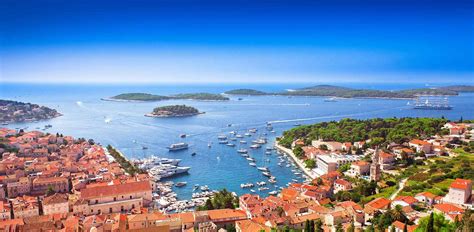 Explore sunny Hvar Island on foot | A&K Villas