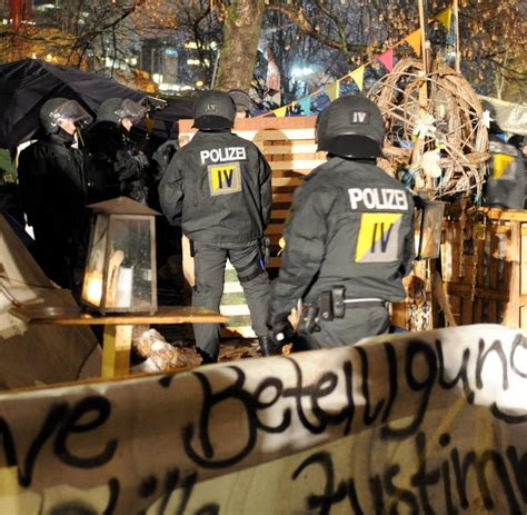 Bahnprojekt: Stuttgart 21 startet später und wird teurer - WELT