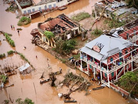 Death toll from Cyclone Idai climbs to more than 600 | MPR News