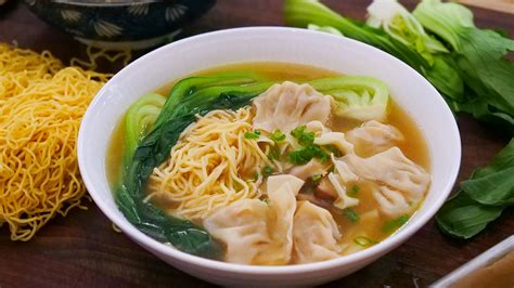 Wonton Noodle Soup Recipe & Video - Seonkyoung Longest