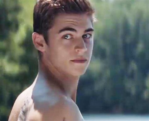 Who plays Hardin Scott in After? Is he based on Harry Styles? - Hero ...