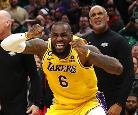 Lakers, LeBron James irate after missed foul call in OT loss to Celtics