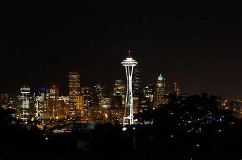 FotoFriday: The Seattle Skyline by Night