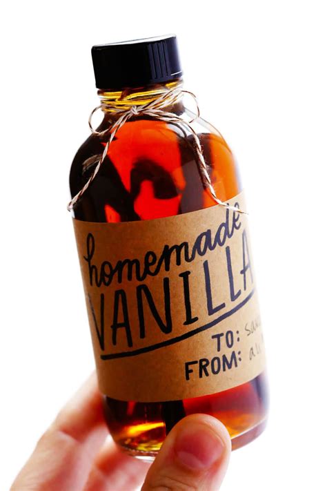 Homemade Vanilla Extract | Gimme Some Oven