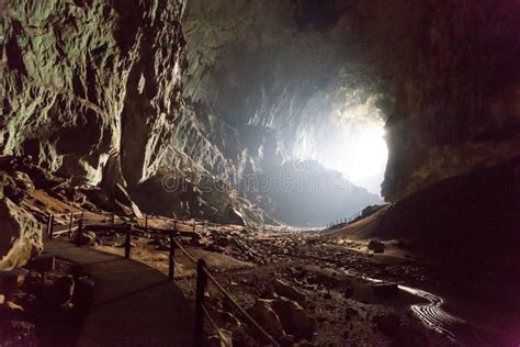 152 Sarawak Chamber Cave Stock Photos - Free & Royalty-Free Stock ...