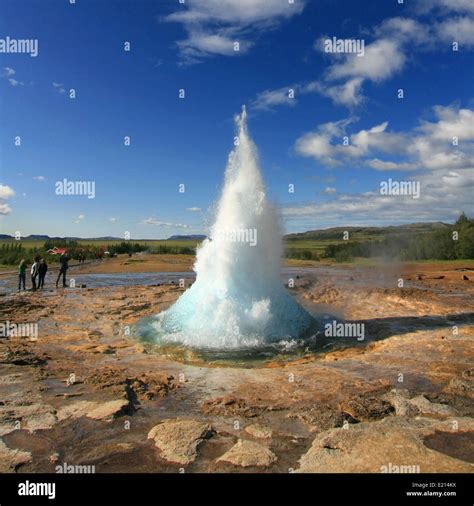 Geyser Strokkur eruption in the Geysir area, Iceland Stock Photo - Alamy