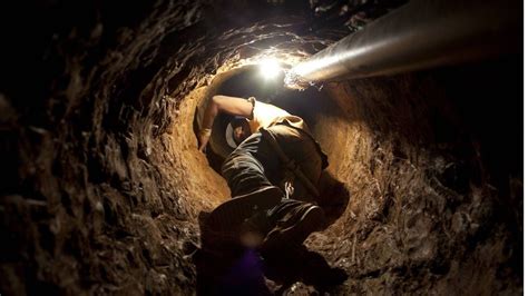 Venezuela gold mine collapse kills 6 'wildcat' miners - The Globe and Mail