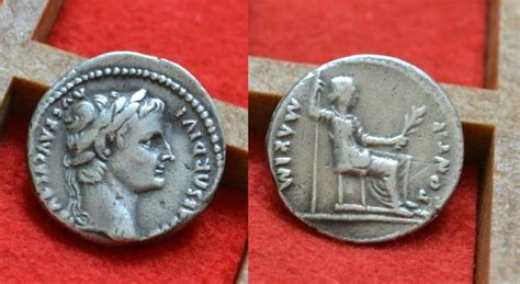 Tiberius AR denarius - LIVIA as Pax - Attractive early portrait