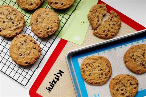 The 9 Best Silicone Baking Mats of 2021 | Allrecipes