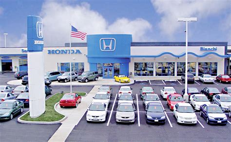 Why Honda, Acura dealer showrooms may shrink | Automotive News