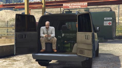 GTA Online Gun Van Location: Where to Find The Gun Van