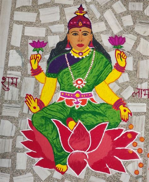 Goddess laxmi rangoli | Rangoli designs, Rangoli patterns, Special rangoli