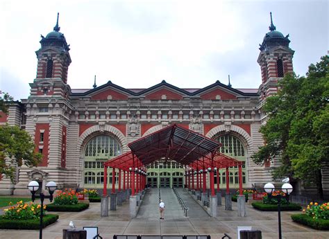 File:Ellis island immigration museum entrance.JPG