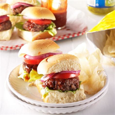 Barbecue Sliders | Recipe | Beef recipes, Barbecue sliders, Dinner with ...