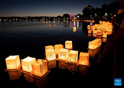 Water lantern festival held in Foster City, U.S.-Xinhua