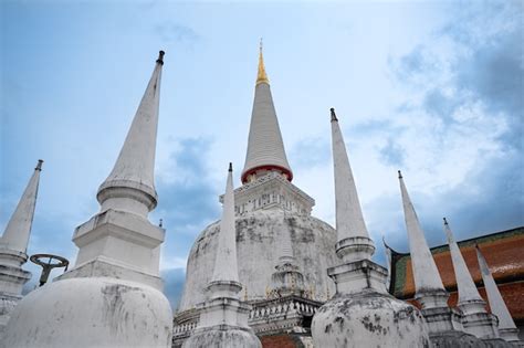 Premium Photo | Wat phra mahathat nakhon si thammarat province thailand