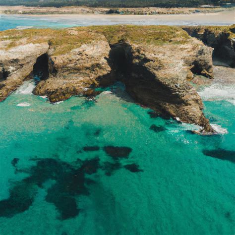 Playa Las Catedrales: Discovering the Beauty of Spain's Hidden Gem ...