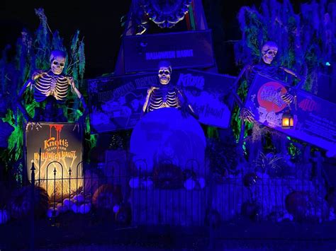 Video / Photos: Knott's Scary Farm 2023 Opens with 3 New Mazes, Return ...