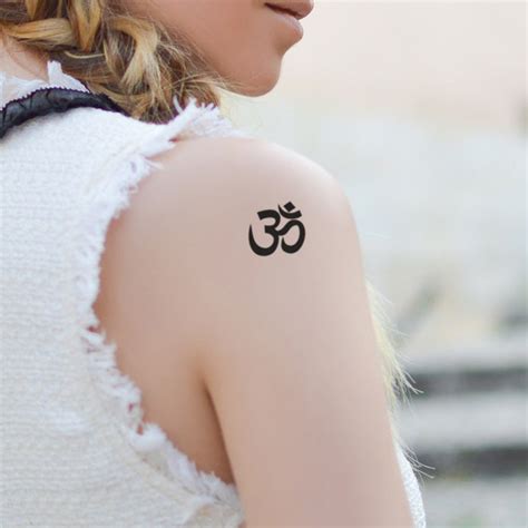 Om Symbol (Set of 2) – Tattoo Icon