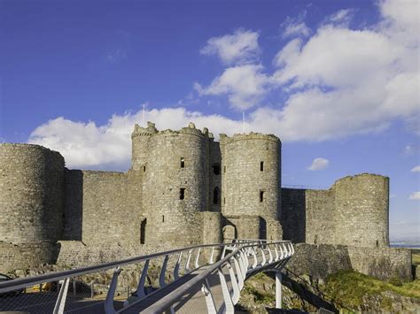 Harlech Castle (Cadw) | VisitWales