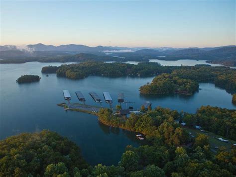 Lake Blue Ridge | Official Georgia Tourism & Travel Website ...