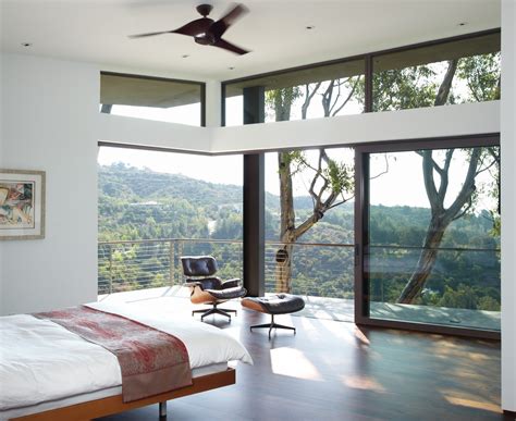 These 10 Beautiful Bedrooms Have Some Of The Most Incredible Views ...