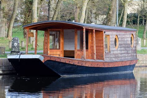 Pin by Nemanquezderien on Canal Ille et Rance | Boat building, House ...